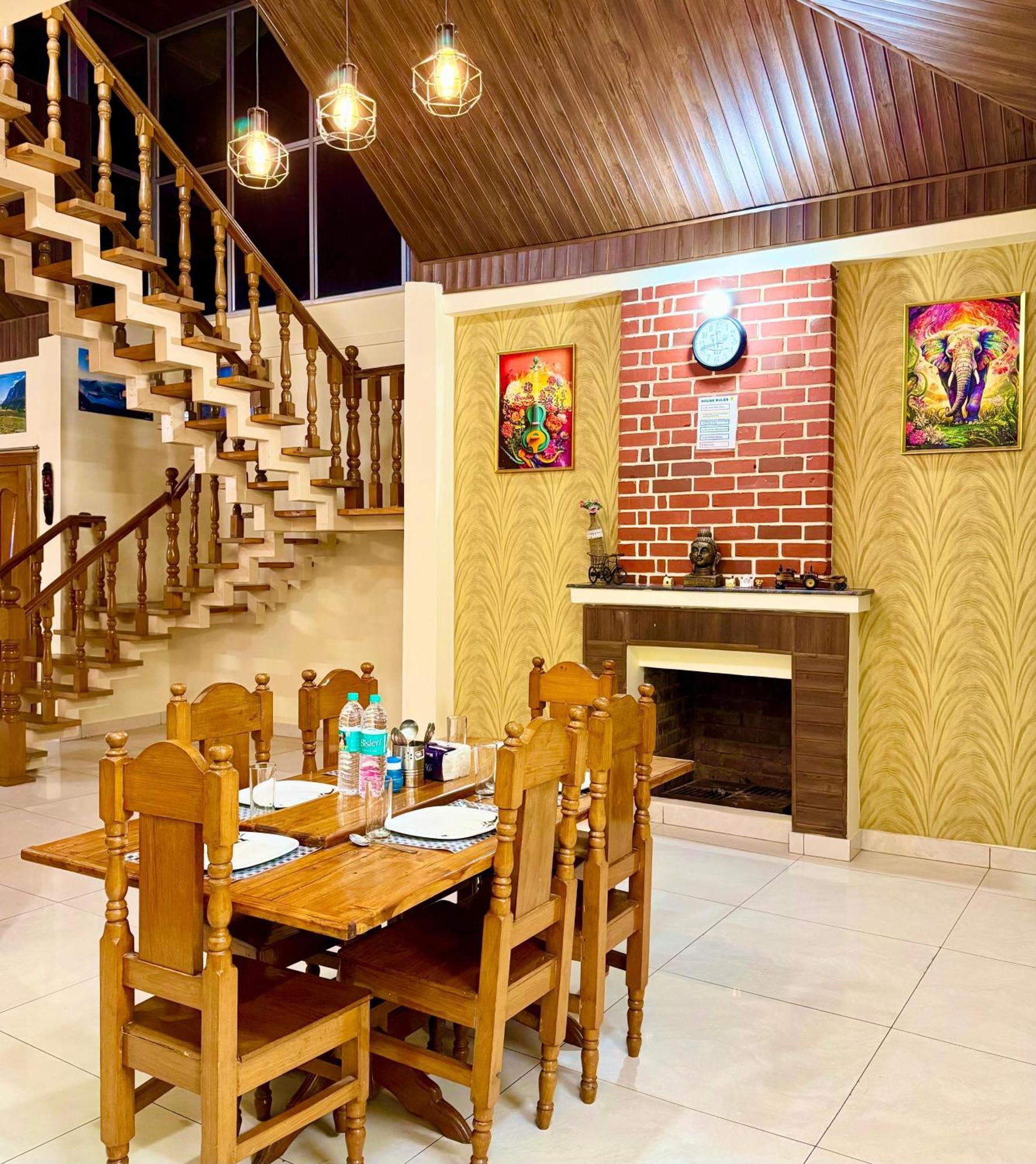 The Auriga 3Bhk Fully Entair Villa With Bonfire In Kasauli I Pvt Stay I Open Air Terrace I Kitchen Livingroom I Lawn Bonfire I Gaming Zone Exteriér fotografie