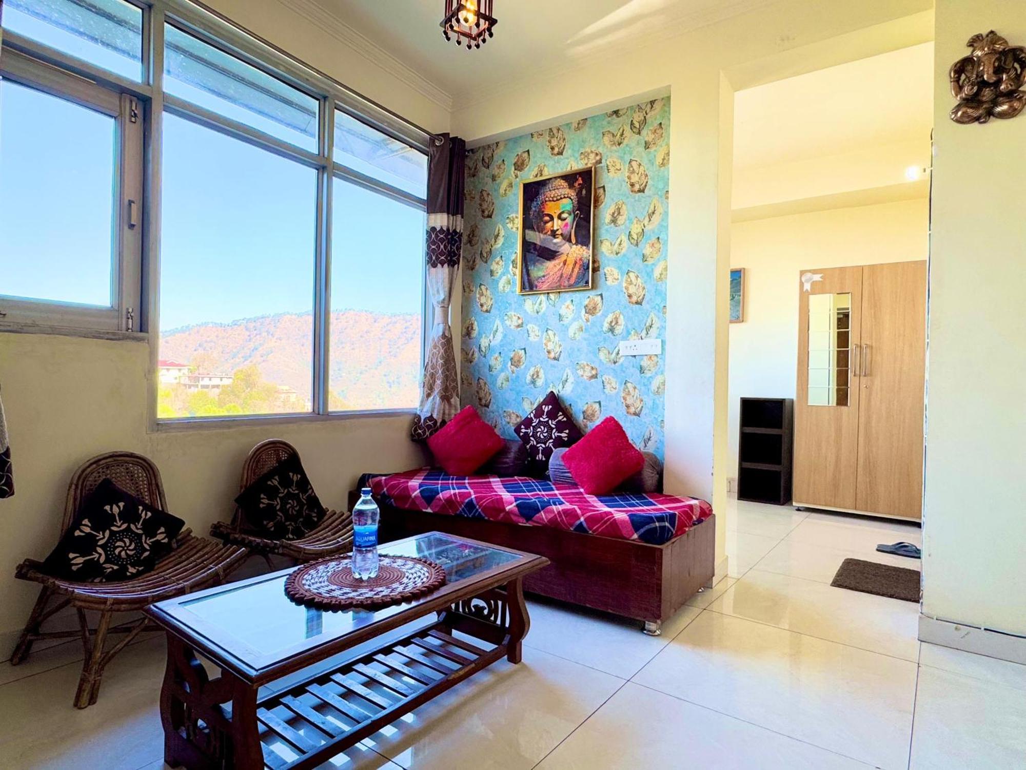 The Auriga 3Bhk Fully Entair Villa With Bonfire In Kasauli I Pvt Stay I Open Air Terrace I Kitchen Livingroom I Lawn Bonfire I Gaming Zone Exteriér fotografie